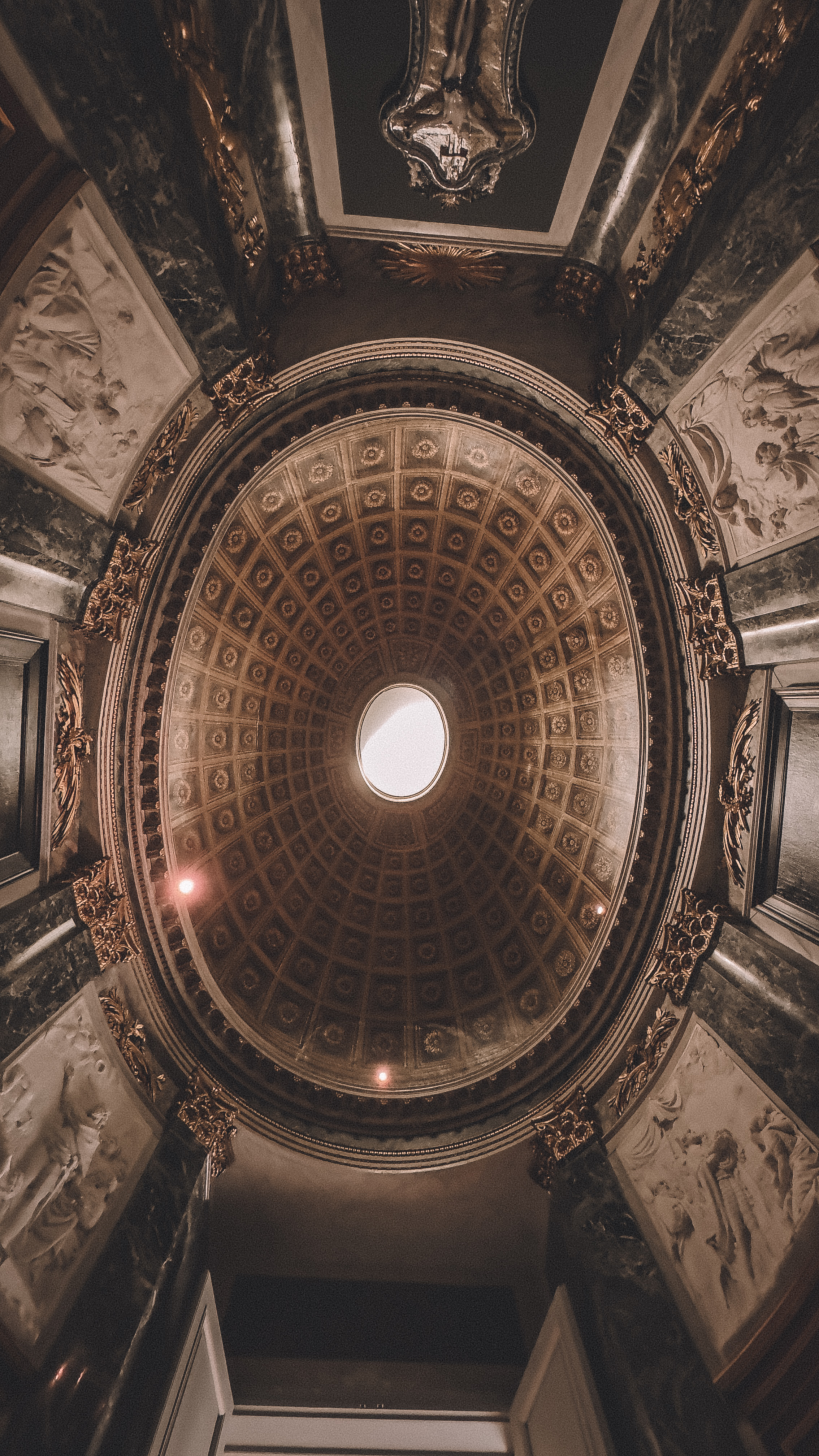 lieux — coupole